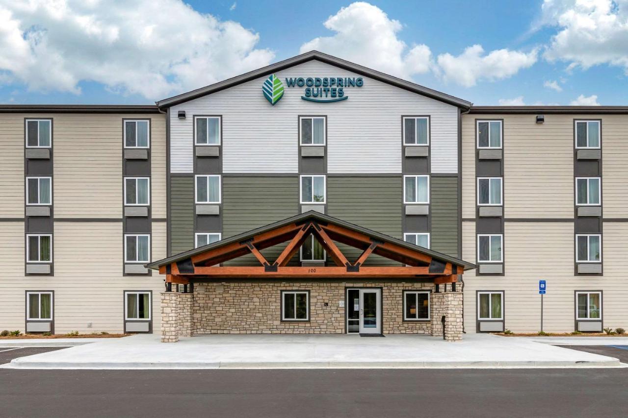 Woodspring Suites Brunswick Exterior photo